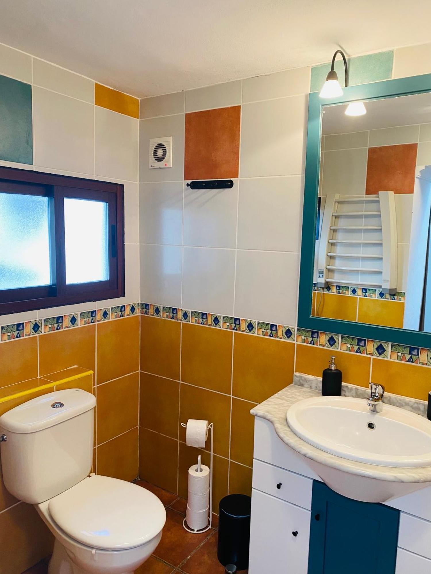 Room With Bathroom In Private House Casa Mar Torrox Exterior photo